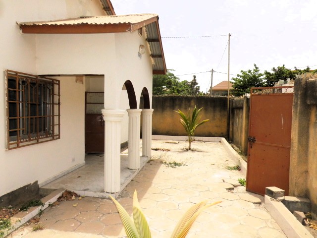 Spacious Unfurnished 2 bedroom Bungalow in Brusubi