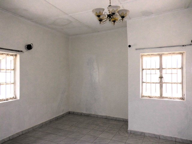 Spacious Unfurnished 2 bedroom Bungalow in Brusubi